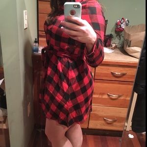 🔵 Plaid Dress with a Tie